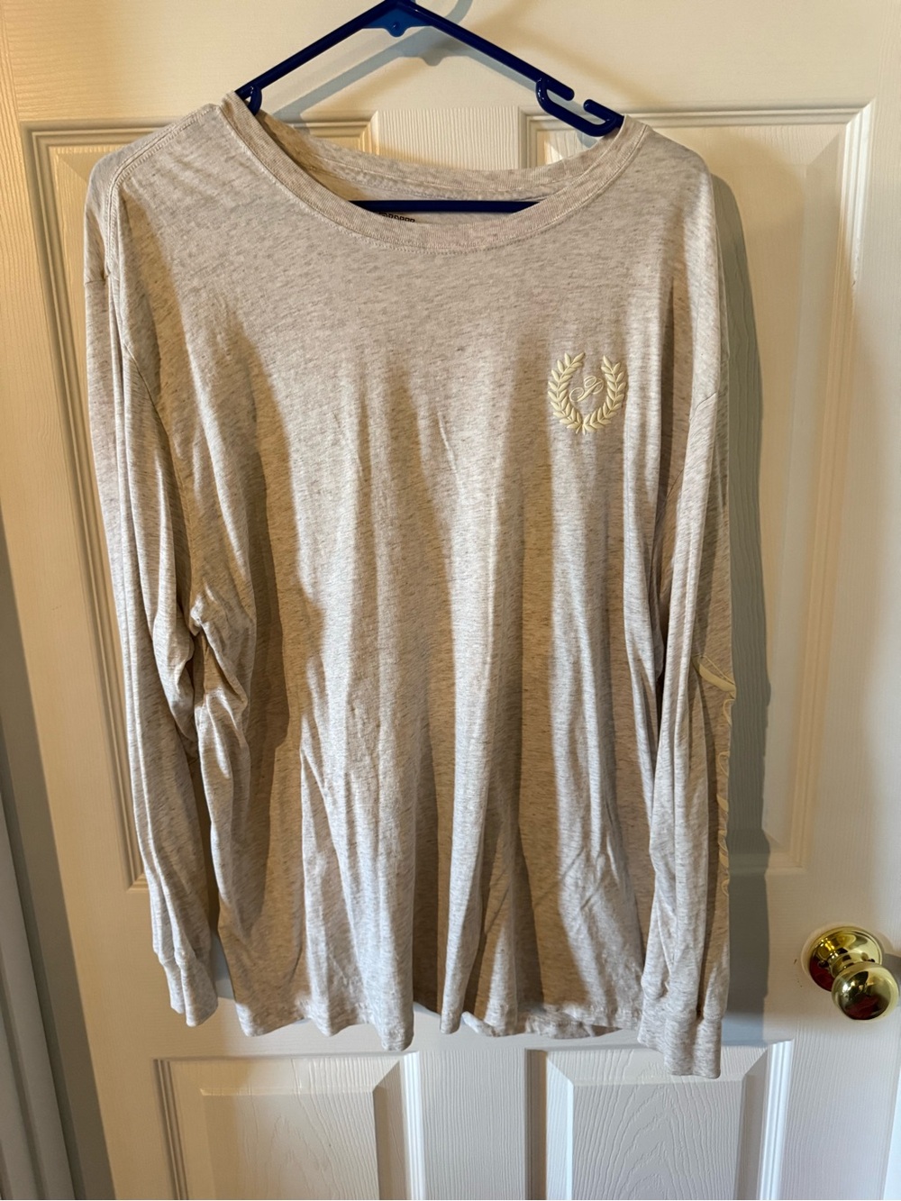 PINK Victoria's Secret Long Sleeve Tee